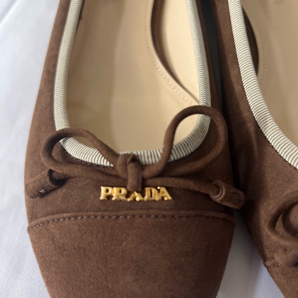 Beautiful Prada Milano ballerina Bow Flats - Picture 2 of 5